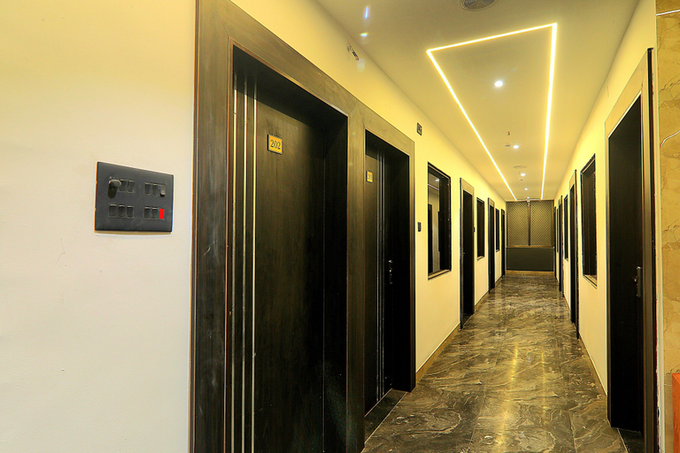 Others 4, Hotel Golden Tulip'z, Gorakhpur