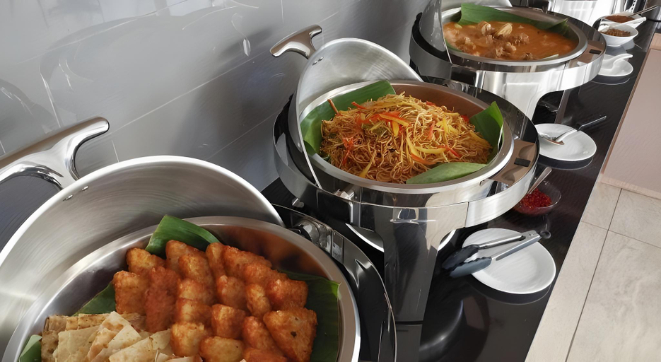 Food & Drinks 5, AZ Hotel and Serviced Apartments, Labuan