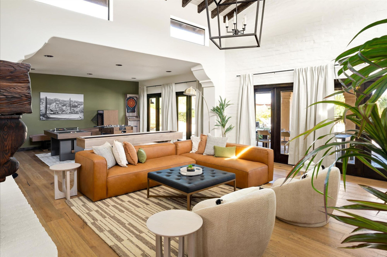 Room 4, Luxe PV Retreat - Pickleball - Heated Pool - Sauna, Maricopa