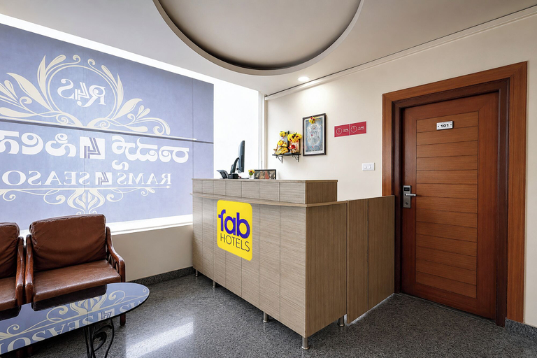 Reception 2, Fabhotel Druv In, Bangalore