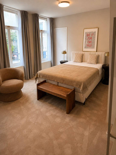 Bedroom 4, Hotel Sutor, Breda