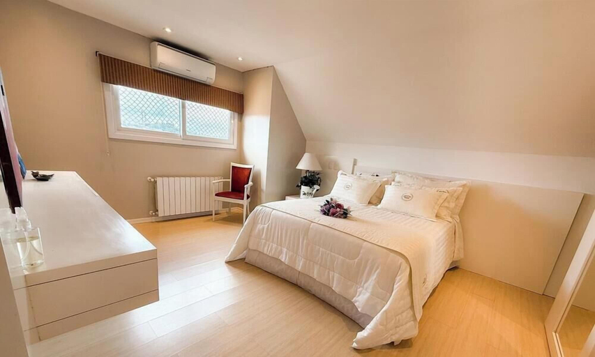 Room 4, ASA Duplex Premium 4 QT Perto da Rua Coberta, Gramado