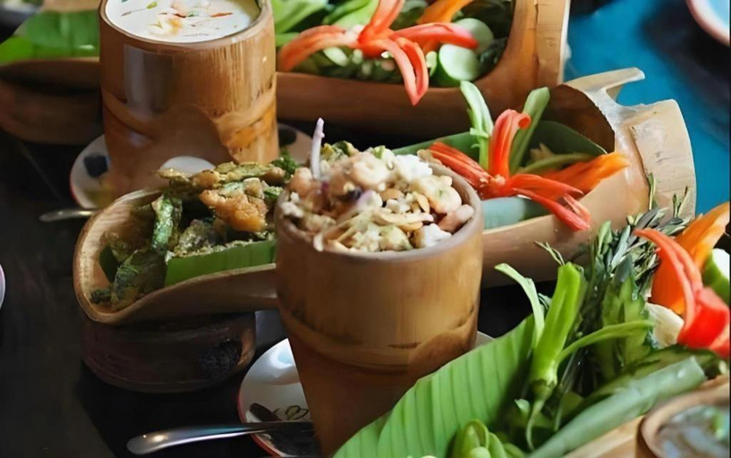 Food & Drinks, Tamsabai Resort, Muang Chumphon