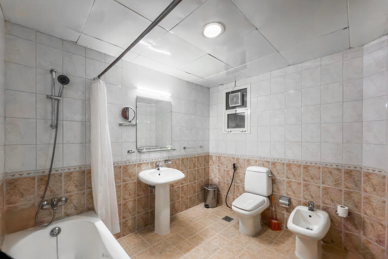 Bathroom 3, Ivory Hotel Apartments, Abu Dhabi City