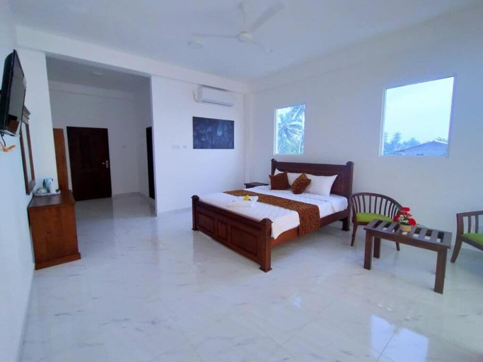 Others 4, Bivon Reach Hotel, Wattala