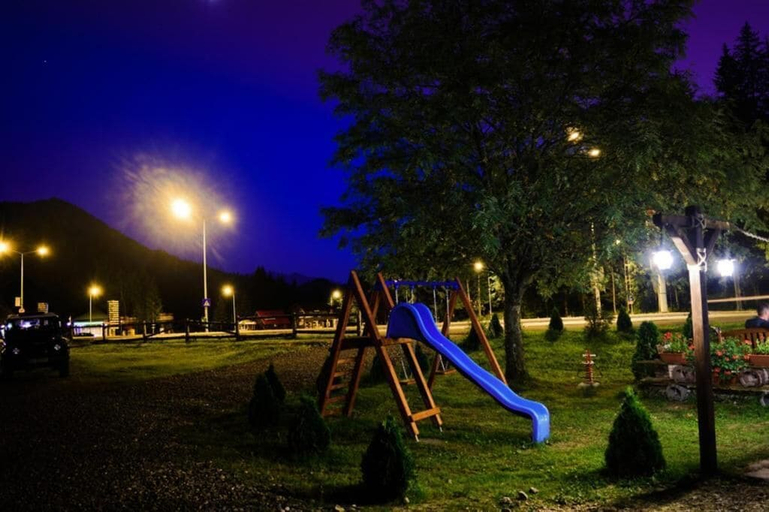 Children's area, Casa Vlasin, Brasov