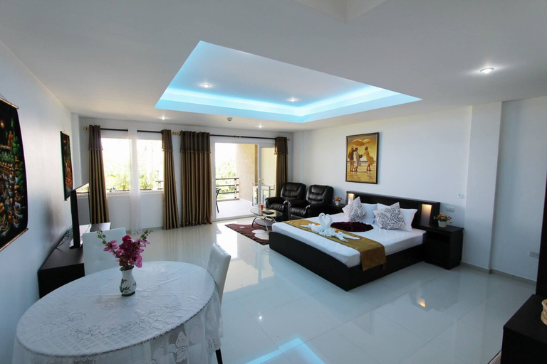 Room 4, #1122 Siam Royal View Beachfront Studio Apartment, Koh Chang