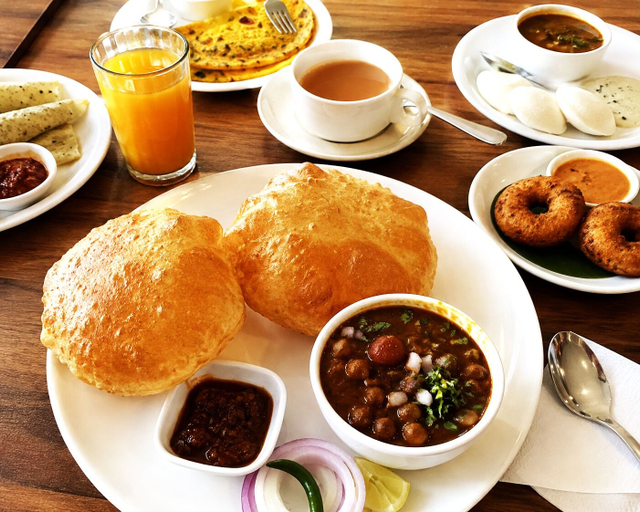 Food & Drinks, Hotel Rose Inn Haridwar, Dehradun