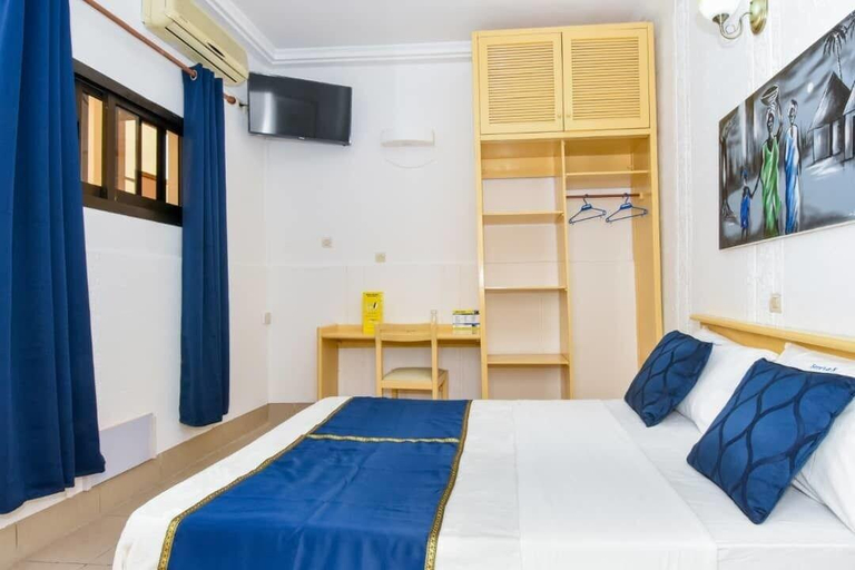 Bedroom 3, Hotel Serena Palace, Wouri