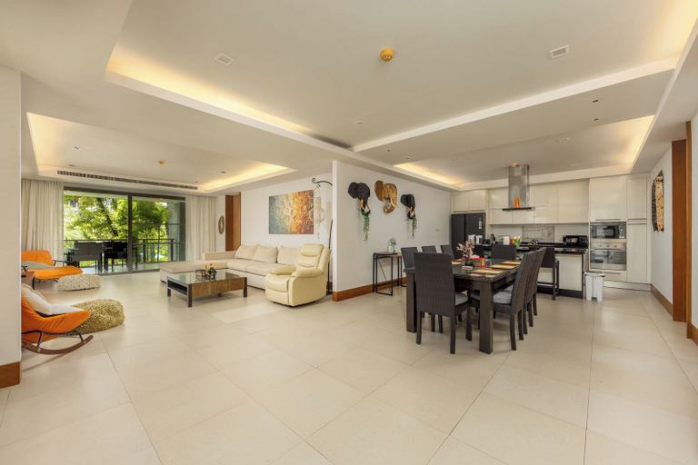 Living room 4, Moura 3BR Suite - Beachfront Apartment, Phuket Island