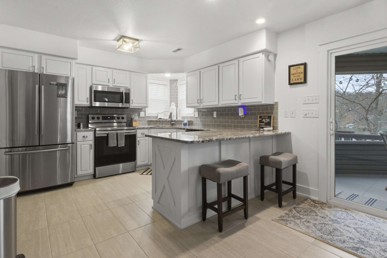 Private kitchen 3, Brush Creek Retreat With Boat Slip, Camden