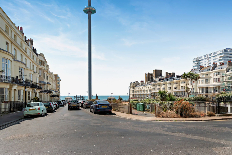 Room 5, Host Stay - 37 Regency Square, Brighton and Hove