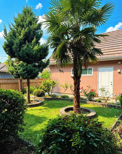 Property grounds 3, Lovely Home in Vancouver, Greater Vancouver