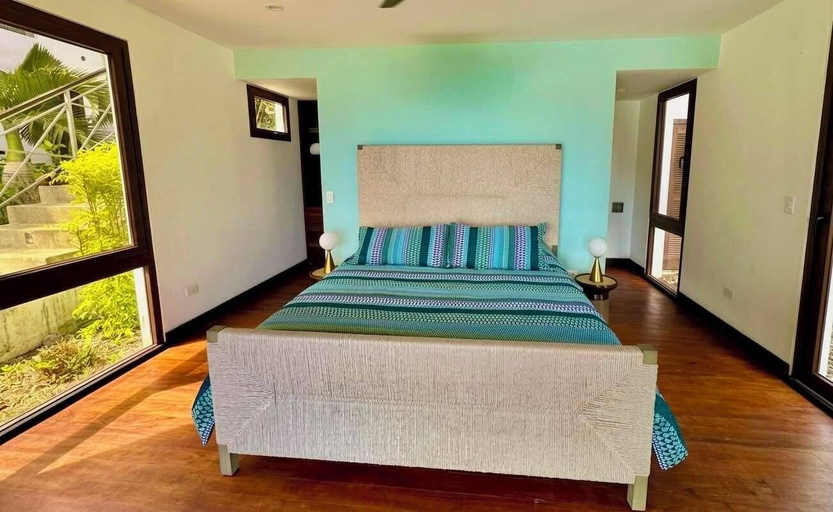 Room 2, Bliss Resort, Tola