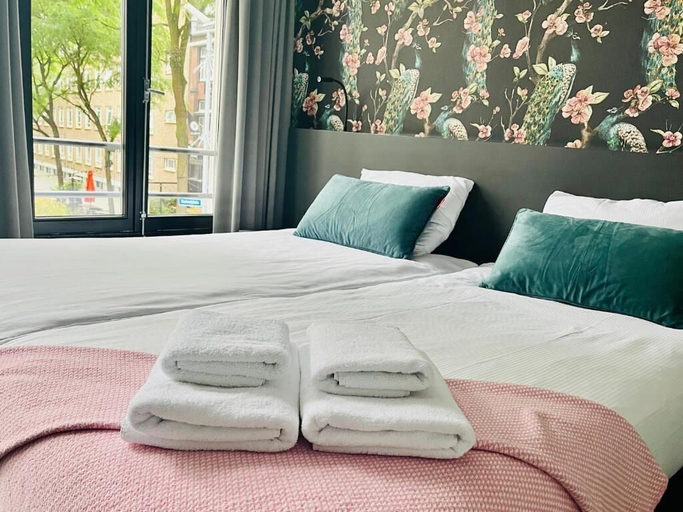 Bedroom 3, Hotel Sutor, Breda
