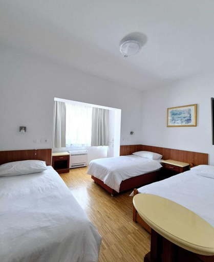 Room 4, Hotel Jelena, Sinj