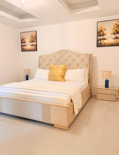 Room 1, 2BR Comfy City Apartment - The Rogers