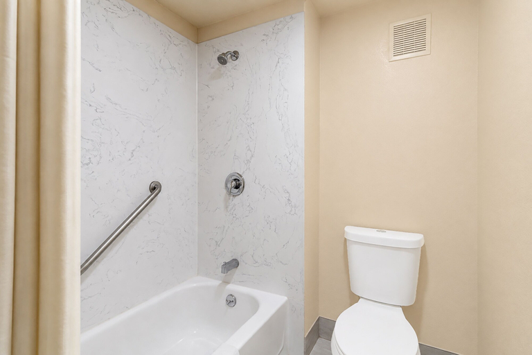 Bathroom 4, Budget Inn Corcoran Near Tulare CA 43, Kings