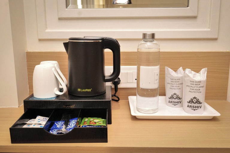 Coffee and/or coffee maker, Hotel Arshiv, Delhi