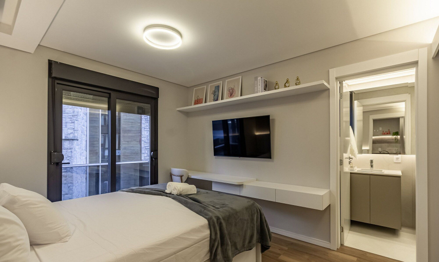 Room 5, Modern Apartment in the Center of Gramado Dlh0206, Gramado