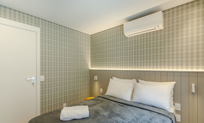 Room 5, Luxurious Apartment in Gramado City Center Dlh0202, Gramado