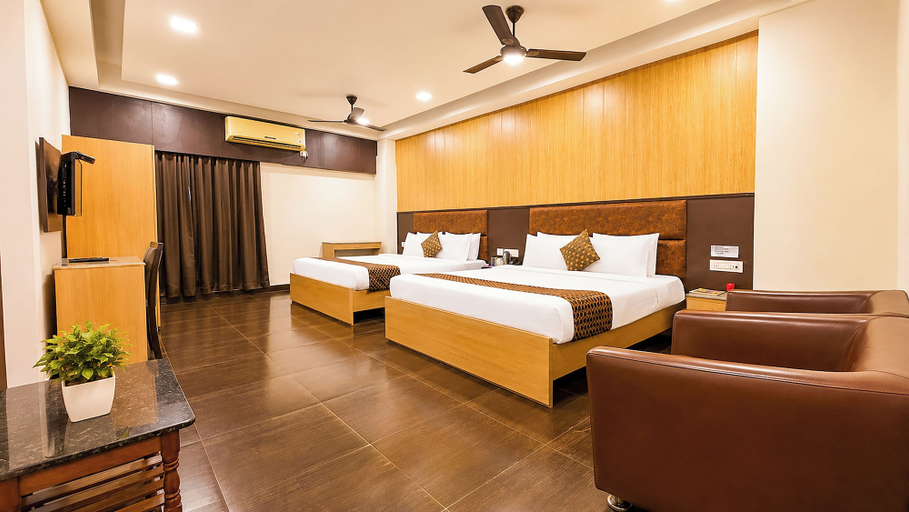 Bedroom 3, Sumitel Central Park Hotel & Banquet, Jalpaiguri