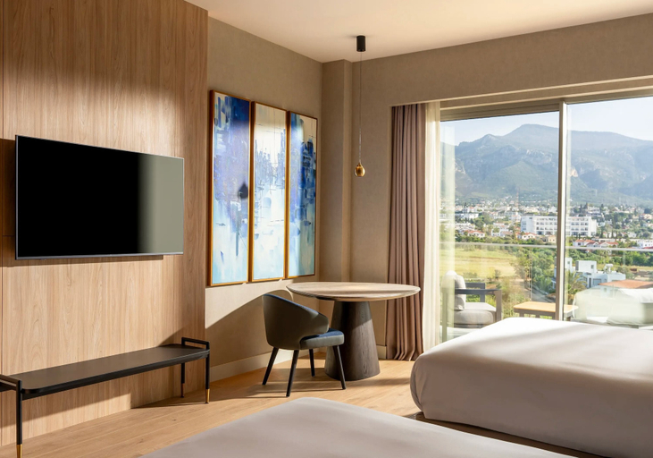 Room 3, Concorde Aria