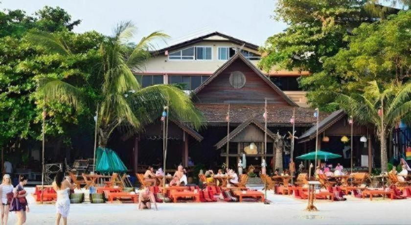 Exterior & Views, Jirawan Hotel, Muang Rayong