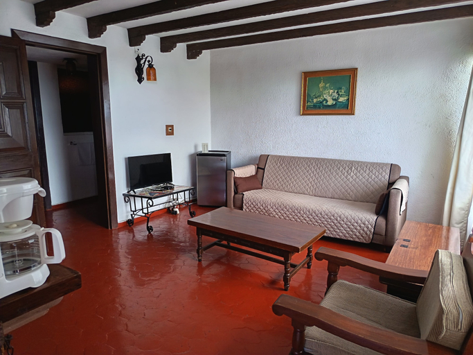 Living area, Suites Elvira by Posada la Ermita, Allende