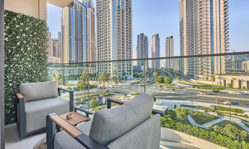 Property grounds, bnbme - The Cove B2 - 1BR plus Study, Dubai