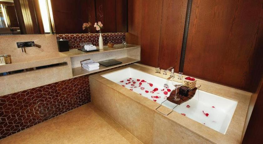 Bathroom 4, OCT Bay Breeze Hotel, Shenzhen