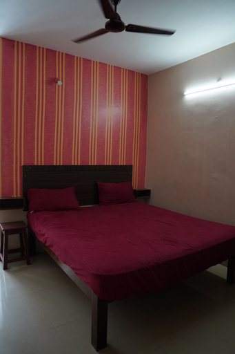Room 5, Glow Residency, Puducherry