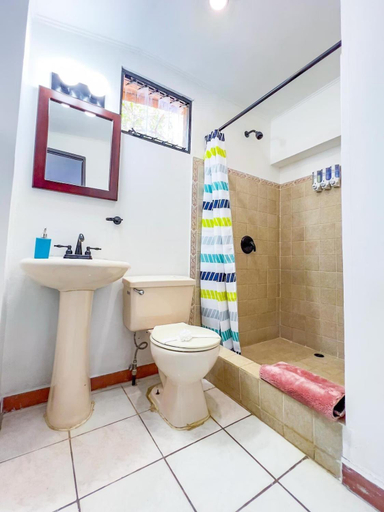 Bathroom, Pueblo Dorado Hotel, Santa Cruz