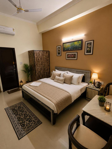4, Hotel Lotus Inn, Gautam Buddha Nagar