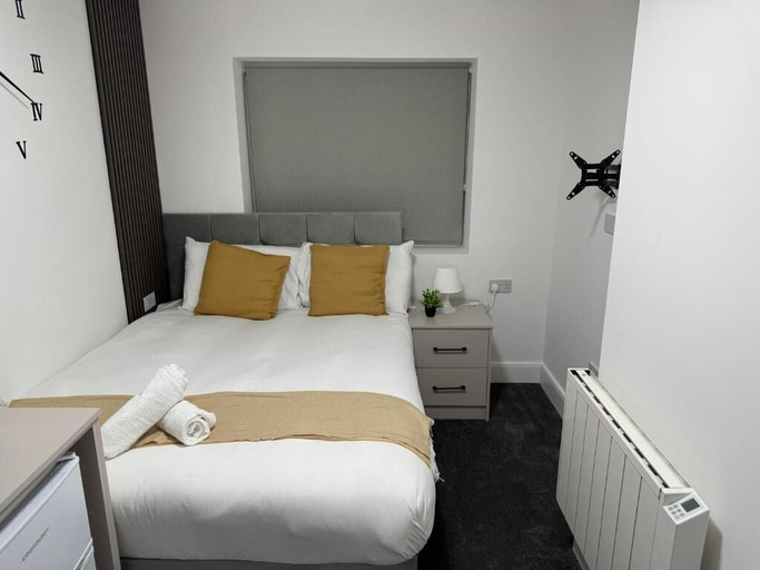 Room 2, London Harrow Hotel, London