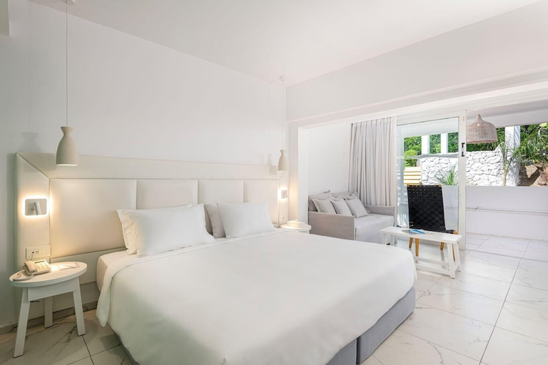 Bedroom 3, Dimitra Beach Hotel and Suites, South Aegean