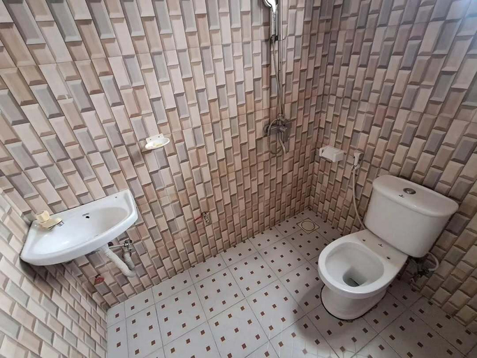 Bathroom 4, FURAVIA AFRICA STAY, Moshi Urban