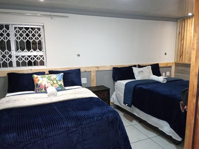 Bedroom, Newcastle Thully guest house, Amajuba