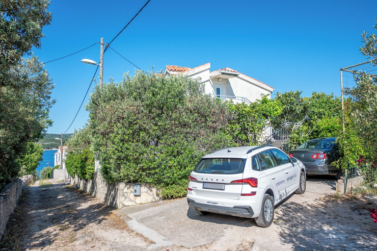 Building design 5, Apartments Olive and Sea, Šolta