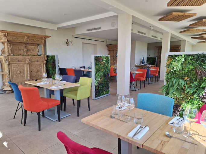 Food & Drinks 5, Domaine de la Mautanne, Alpes-de-Haute-Provence
