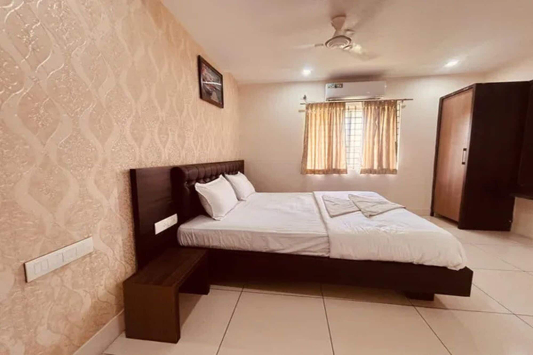 Room 4, Fabhotel Udupi, Mysore