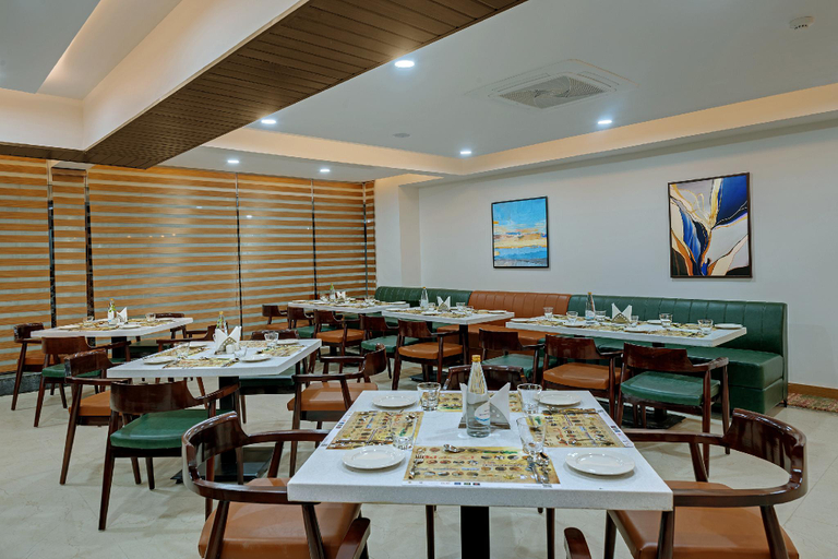 Restaurant 5, Quality Inn Bhavishya Whitefield Bangalore, Bangalore