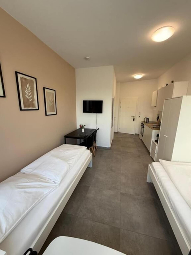 Room 2, Ok Apartments, Pforzheim