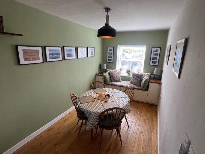 Dining, Cottage - Sleeps 5 - Parking & Wood Burning Stove, Northumberland