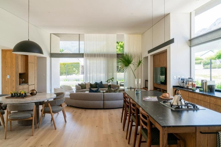 Interior 5, 6 on Heide, Cape Winelands