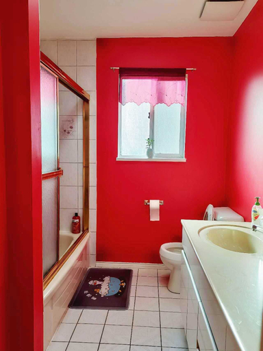 Bathroom 4, Nice Home in Vancouver, Greater Vancouver