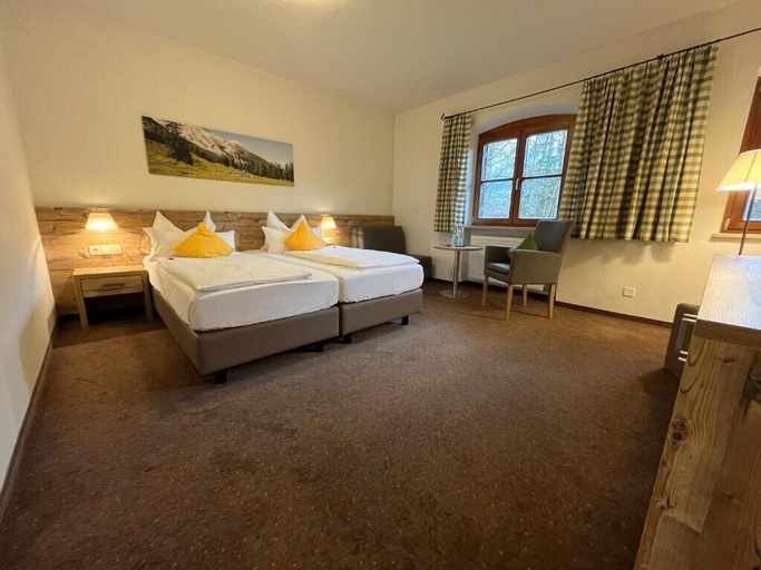 Bedroom 4, BSW Hotel Hubertus-Park, Berchtesgadener Land