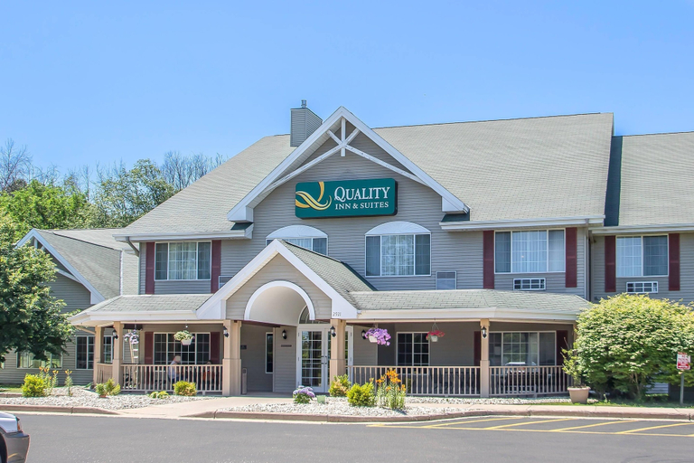 Exterior & Views 1, Quality Inn & Suites East Troy I-43, Walworth