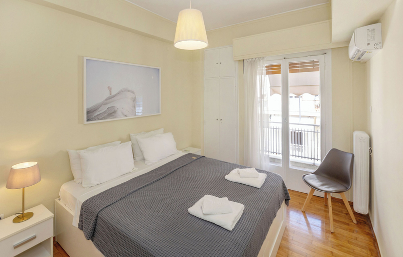 Room 1, Athenian Apt with Balcony Pagkrati by GHH, Attica