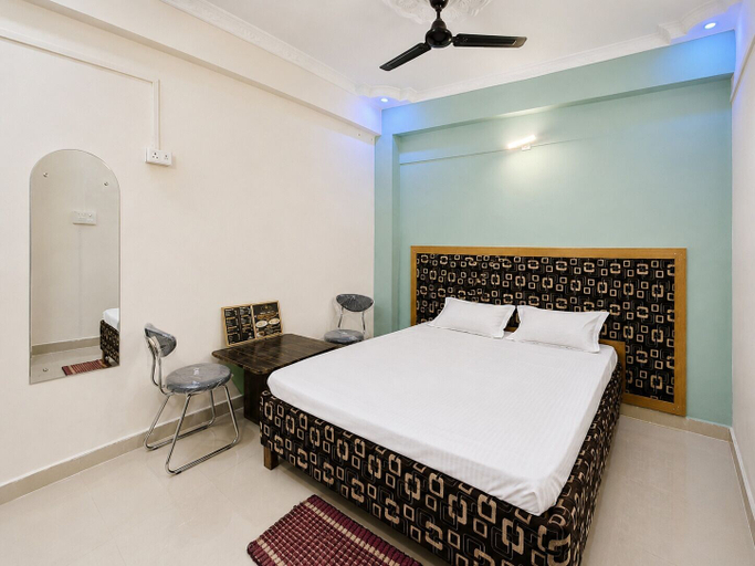 Room 4, Hotel Swarn Kamal Inn, Patna
